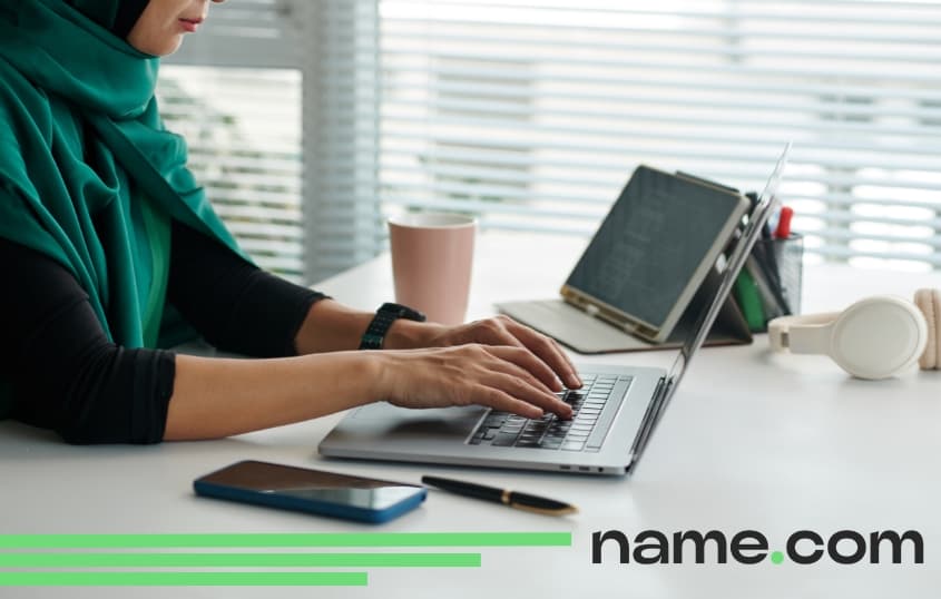 Name.com：完整评测与分析